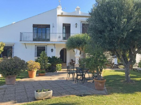 Arteflor Villa with beautiful garden at 200m from the beach, El Palmar